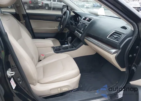 2015 Subaru Outback 2.5I Limited z USA, uszkodzony, nr VIN 4S4BSBLC1F3202885